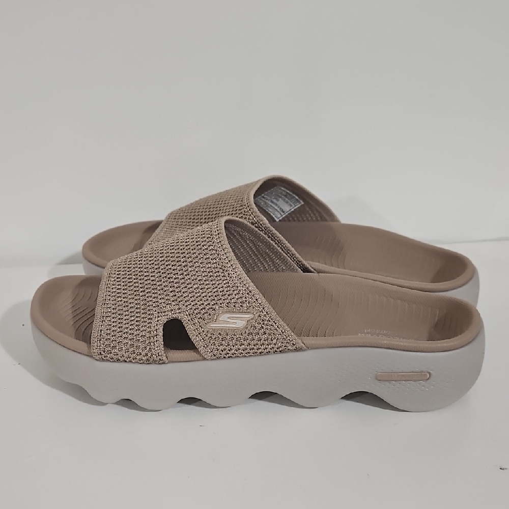 NWOT Skechers Massage Fit Revive - Roxie. Women's - Picture 5 of 10